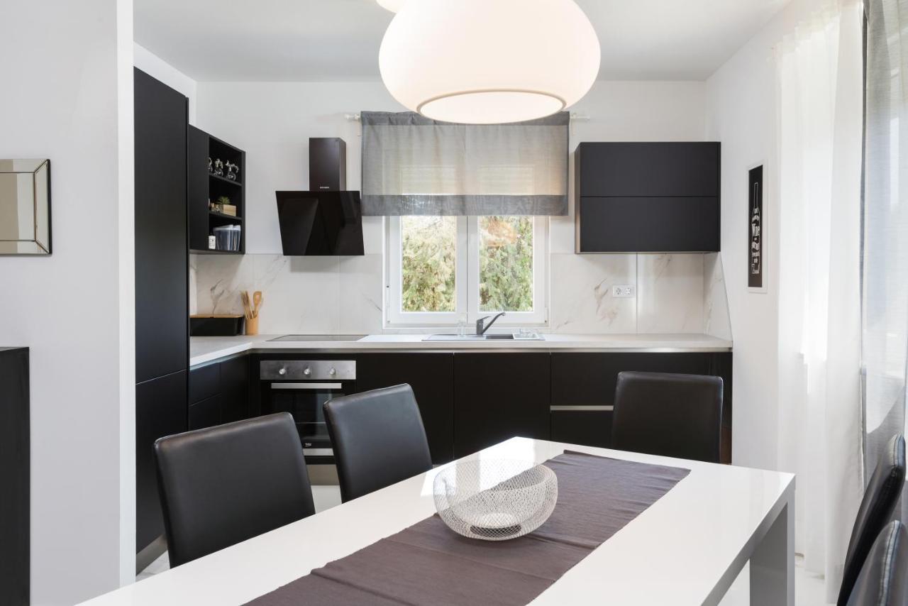 Sasa Apartment เมดูลิน ภายนอก รูปภาพ