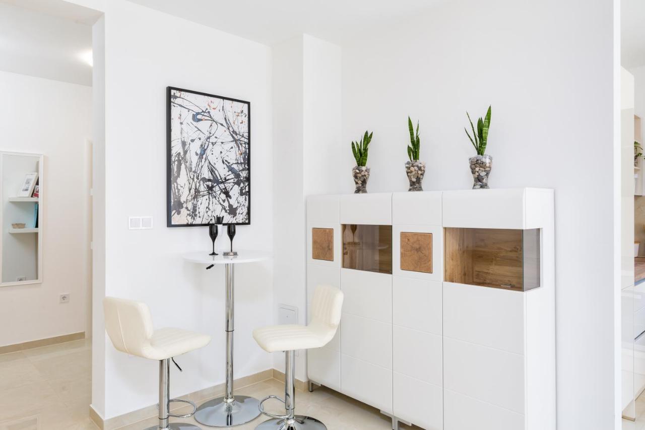 Sasa Apartment เมดูลิน ภายนอก รูปภาพ
