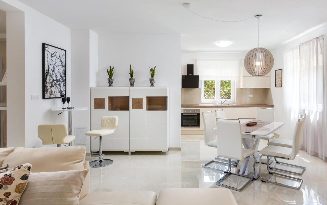 Sasa Apartment เมดูลิน ภายนอก รูปภาพ