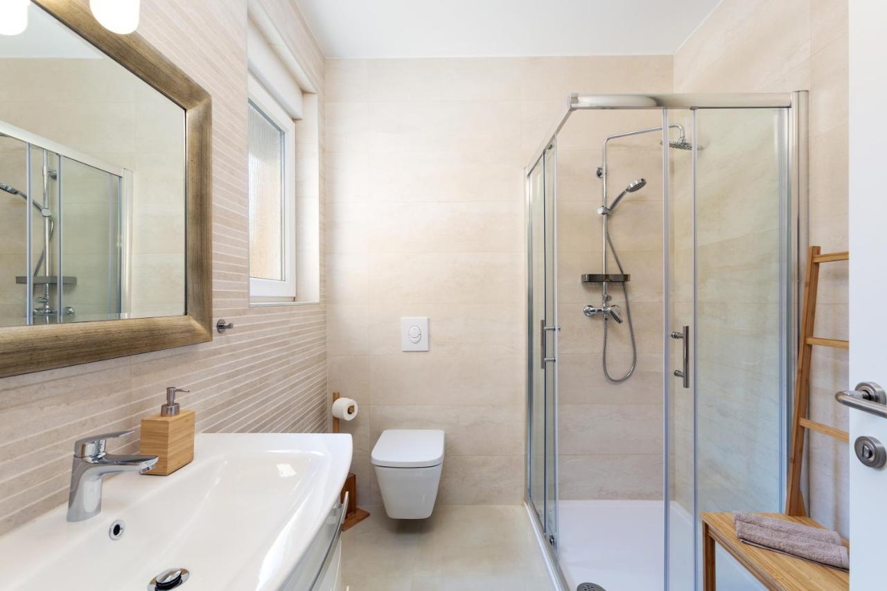 Sasa Apartment เมดูลิน ภายนอก รูปภาพ