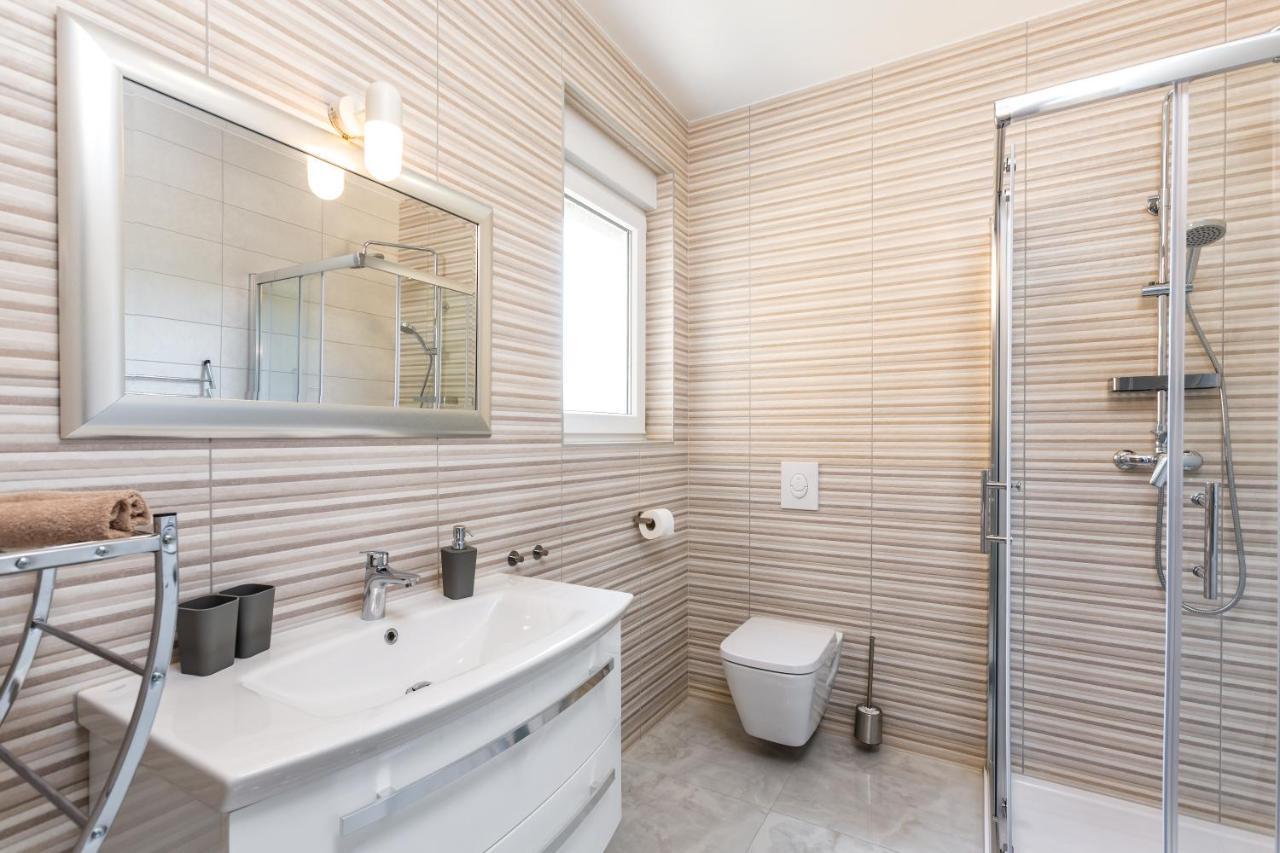 Sasa Apartment เมดูลิน ภายนอก รูปภาพ